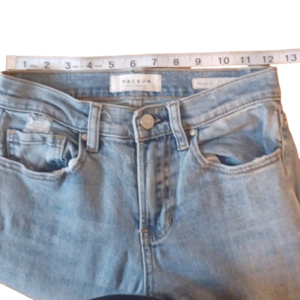 pacsun vintage icon distressed jeans. Spring jeans! Size 23. - Picture 10 of 14